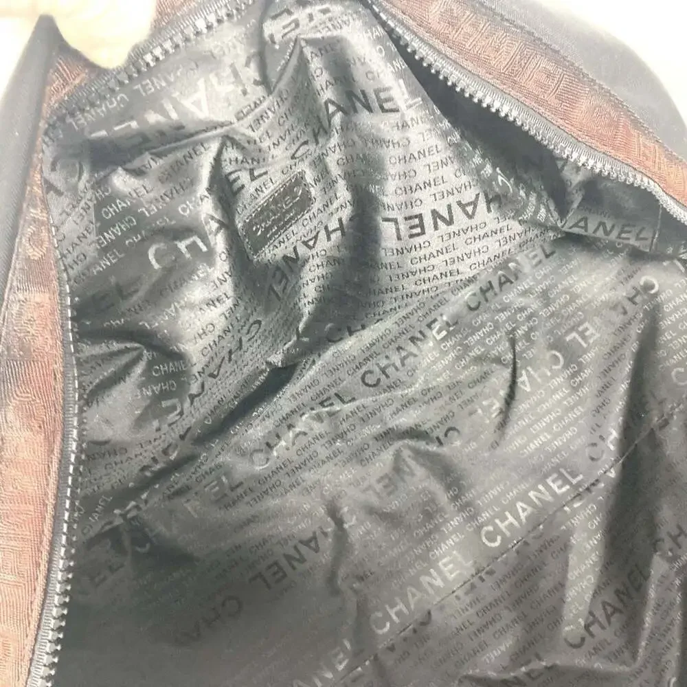 CHANEL Black Logo Shoulder Bag